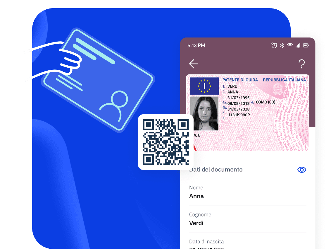 Telefono che mostra la Patente in app IO